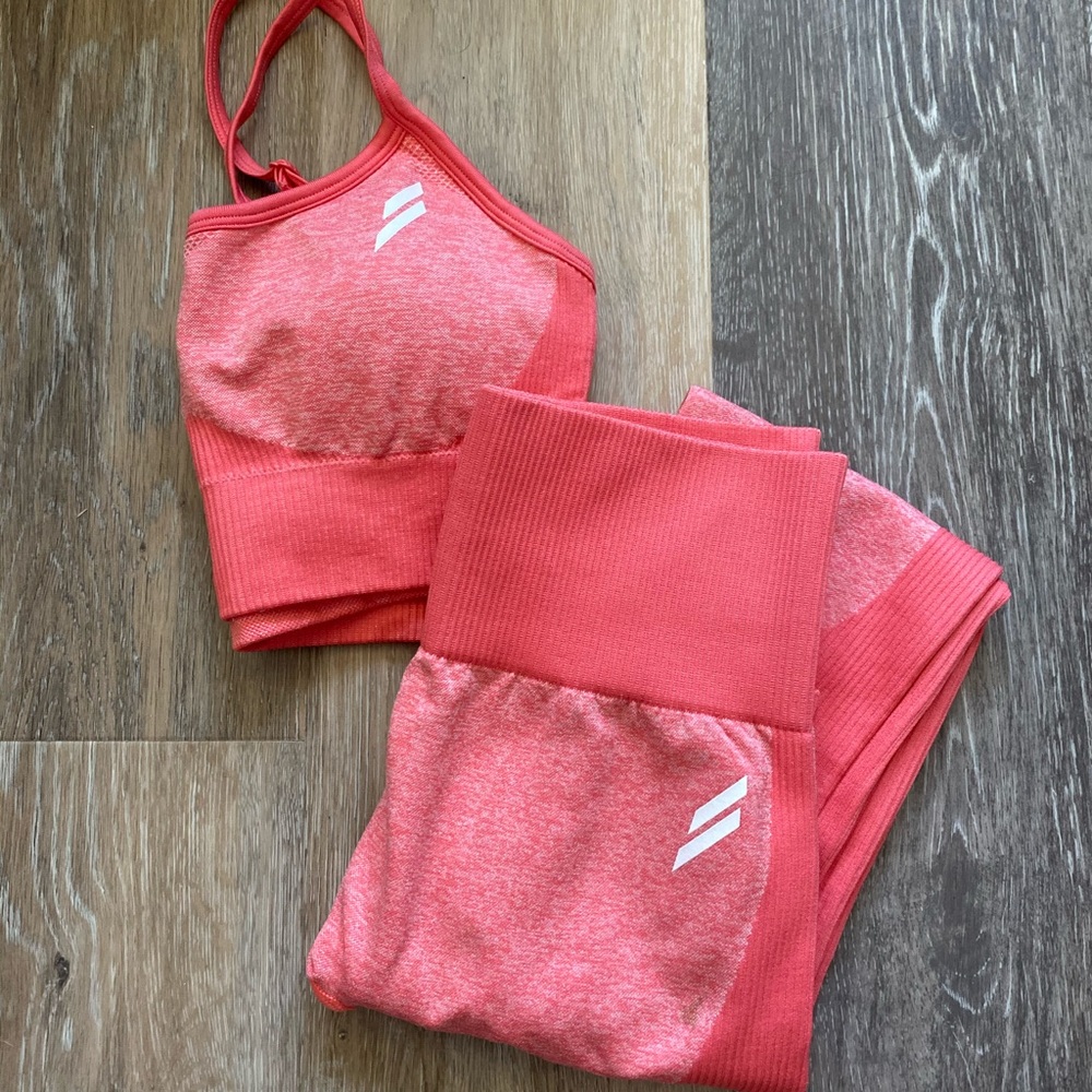 DYE Seamless Salmon/Peach